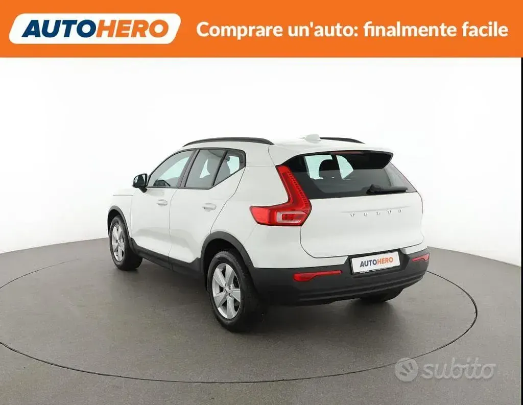 Usata Volvo XC40 163 CV (119 kW) 2019 Bianco SUV