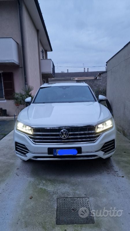 Usata 2018 VW Touareg SUV | 45.000 € - Immagine 1/4