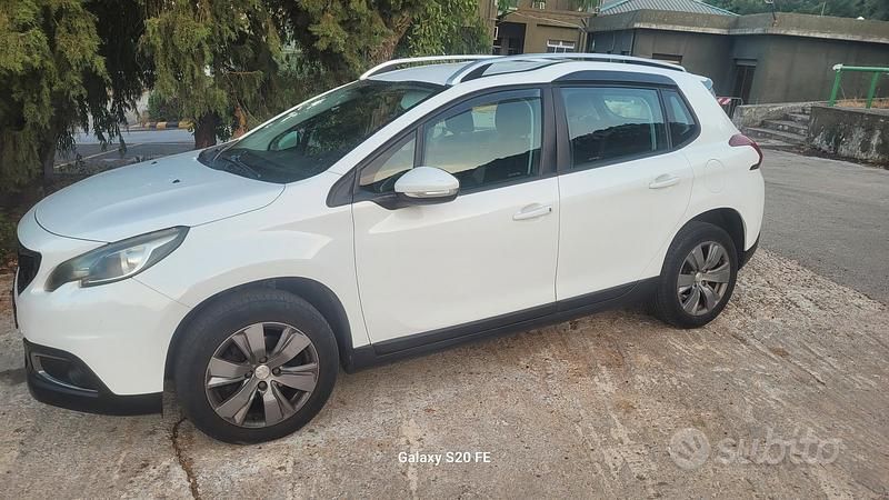 Usata Peugeot 2008 99 CV (72 kW) 2017 Bianco SUV