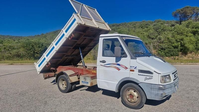 Usata Iveco Daily 103 CV (75 kW) 2000 Bianco