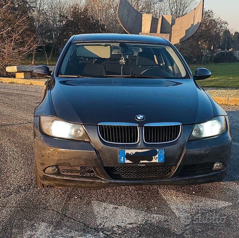 Usata BMW 320 163 CV (119 kW) 2005 Grigio Station wagon