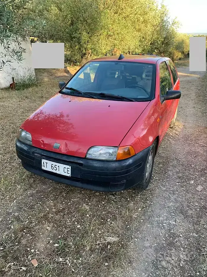 Usata Fiat Punto 54 CV (39 kW) 1997 Rosso Berlina