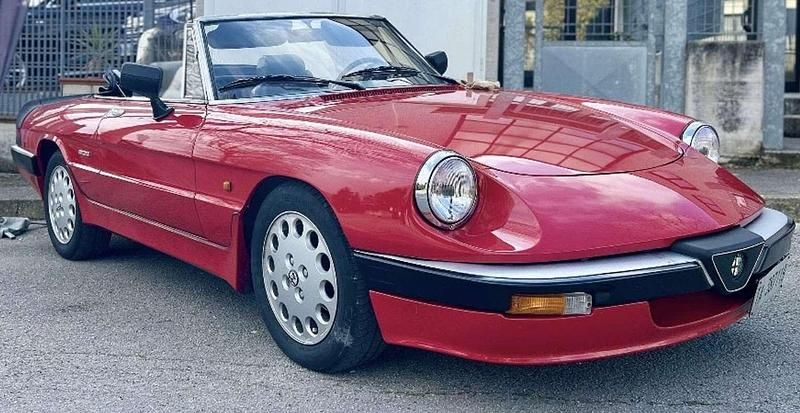 Usata Alfa Romeo Spider Quadrifoglio Verde 125 CV (91 kW) 1987 Cabrio