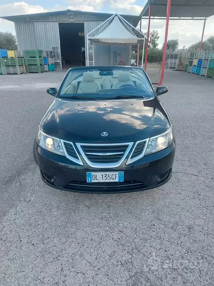 Usata Saab 9-5 150 CV (110 kW) 2006 Nero Cabrio