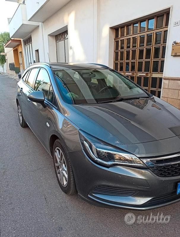 Usata Opel Astra 2017 Marrone Station wagon