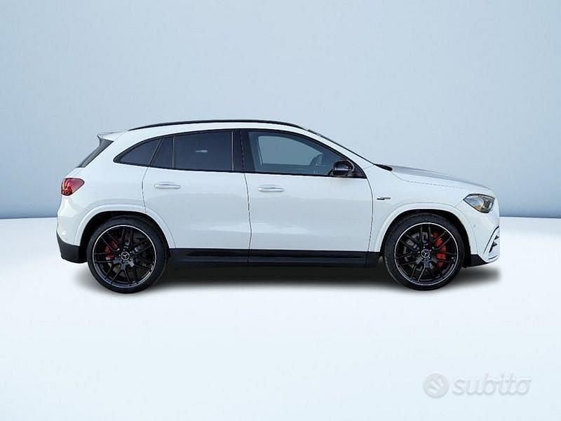 Ny Mercedes GLA45 AMG AMG 421 HK (309 kW) 2025 Vit SUV