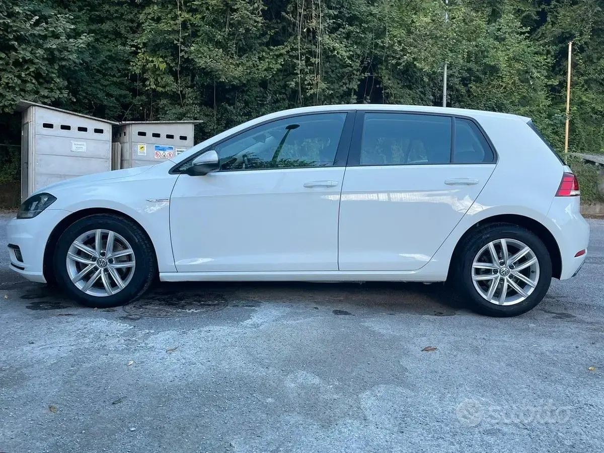 Usata VW Golf VII Business 130 CV (95 kW) 2019 Bianco Berlina