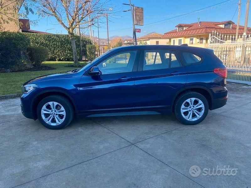 Usata BMW X1 150 CV (110 kW) 2019 Blu SUV