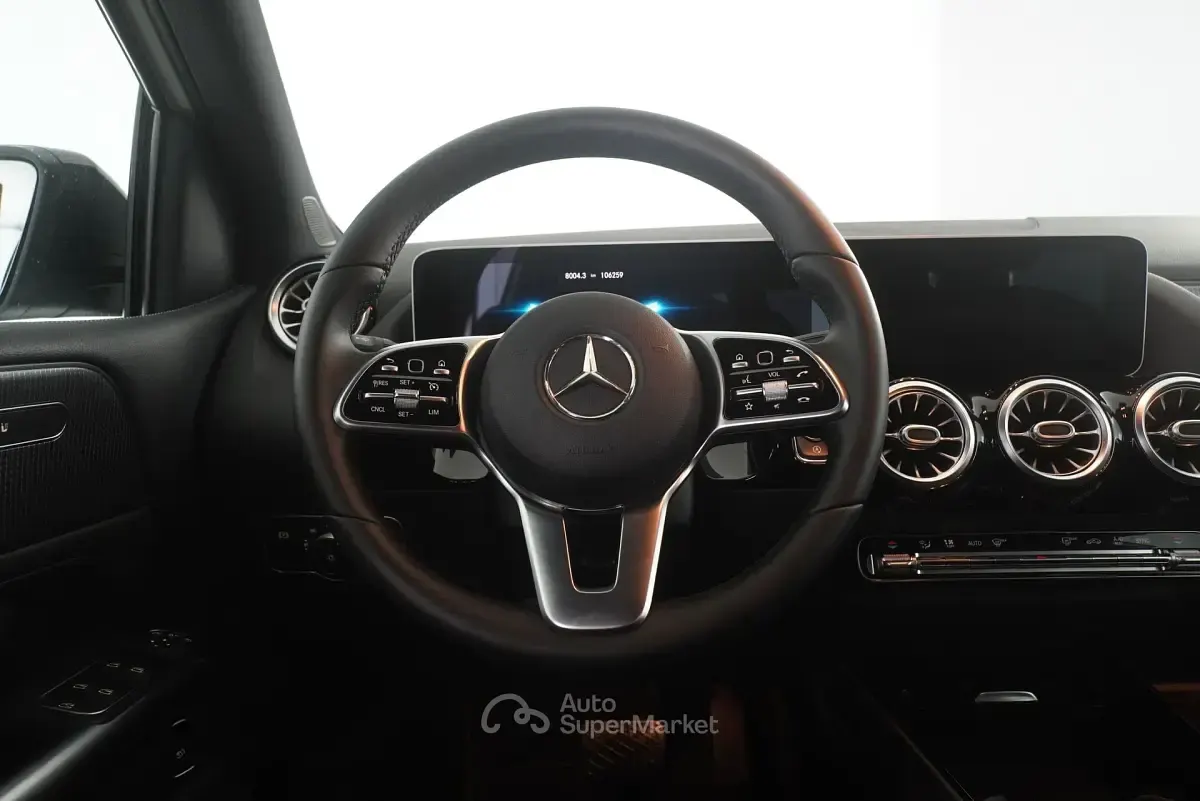 Begagnad Mercedes B200 150 HK (110 kW) 2020 Vit Minibuss