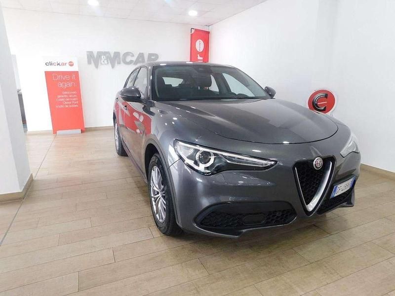 Grigio Usata 2021 Alfa Romeo Stelvio SUV | 25.900 € (Buon prezzo) - Immagine 1/4