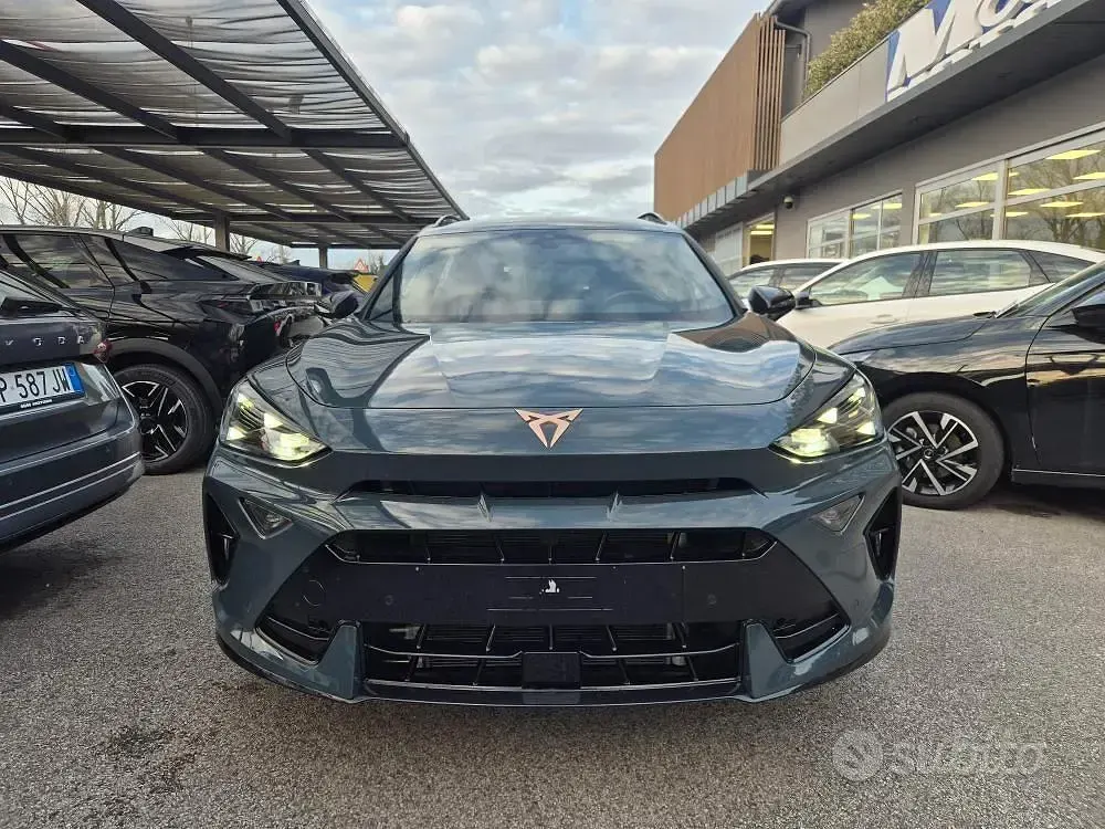 Usata Cupra Formentor 150 CV (110 kW) 2025 Grigio SUV