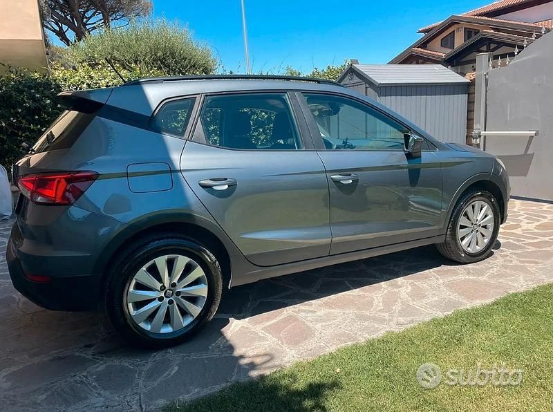 Usata 2017 Seat Arona SUV | 11.000 € (Buon prezzo) - Immagine 1/4
