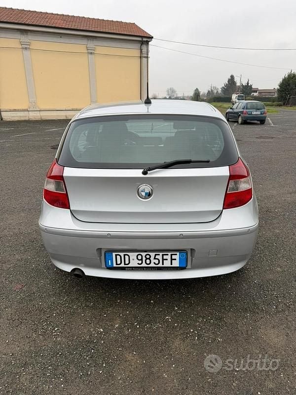 Usata BMW 116 Comfort Edition 116 CV (85 kW) 2006 Grigio Utilitaria