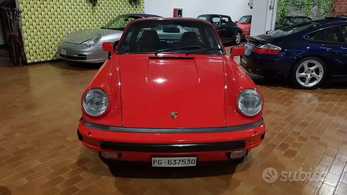 Usata Porsche 911 204 CV (150 kW) 1982 Rosso Cabrio