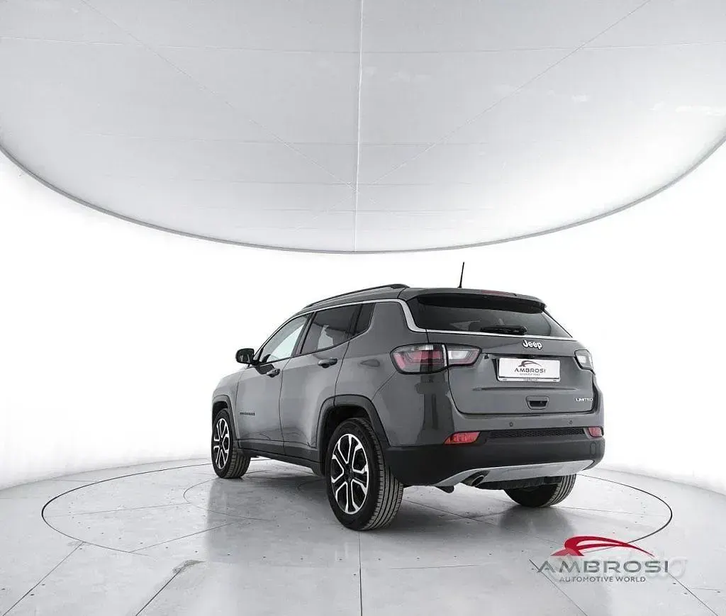 Usata Jeep Compass Limited 131 CV (96 kW) 2021 Grigio SUV