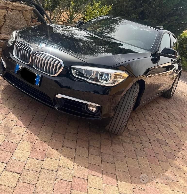 Usata BMW 118 Efficient Dynamics 150 CV (110 kW) 2019 Nero Utilitaria