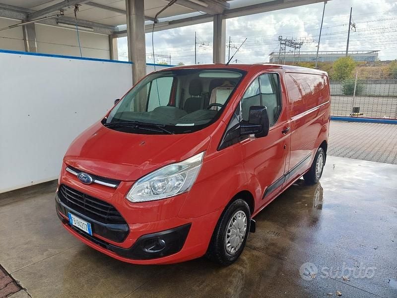 Usata Ford Transit Custom 2015 Rosso