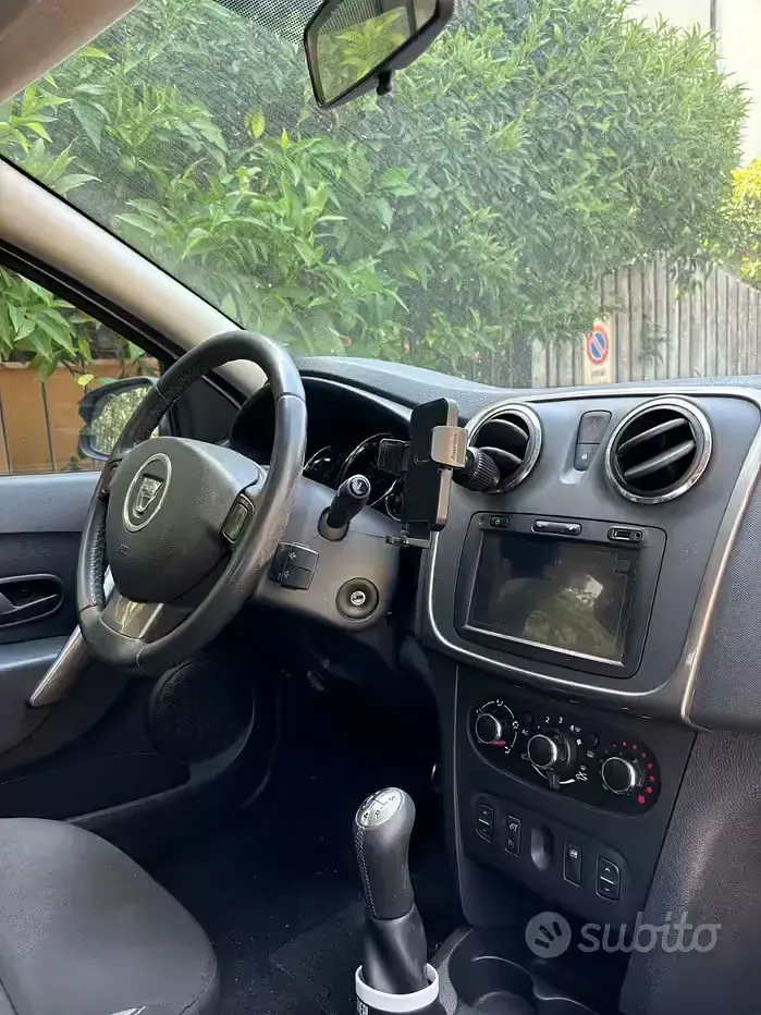 Usata Dacia Sandero Prestige 90 CV (66 kW) 2014 Bianco Berlina