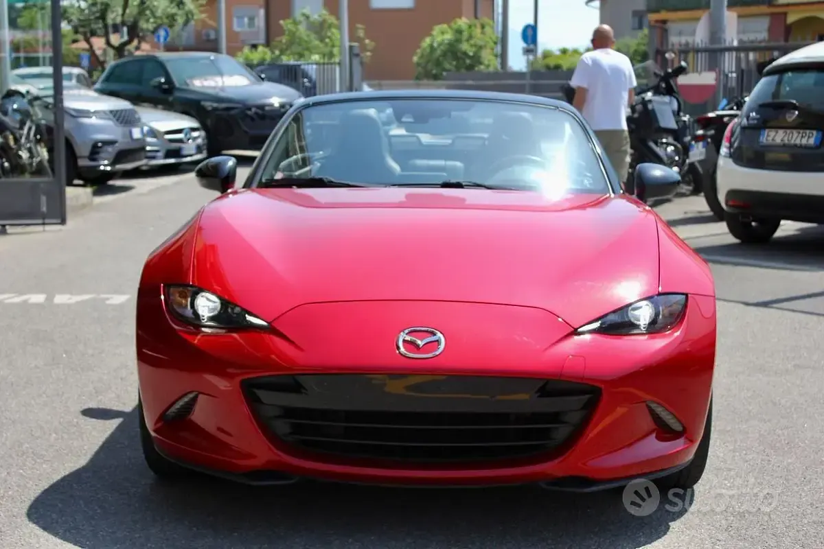 Usata Mazda MX5 Evolve 131 CV (96 kW) 2016 Rosso Cabrio