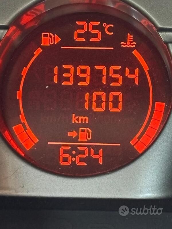 Usata Nissan Qashqai 150 CV (110 kW) 2009 Grigio SUV