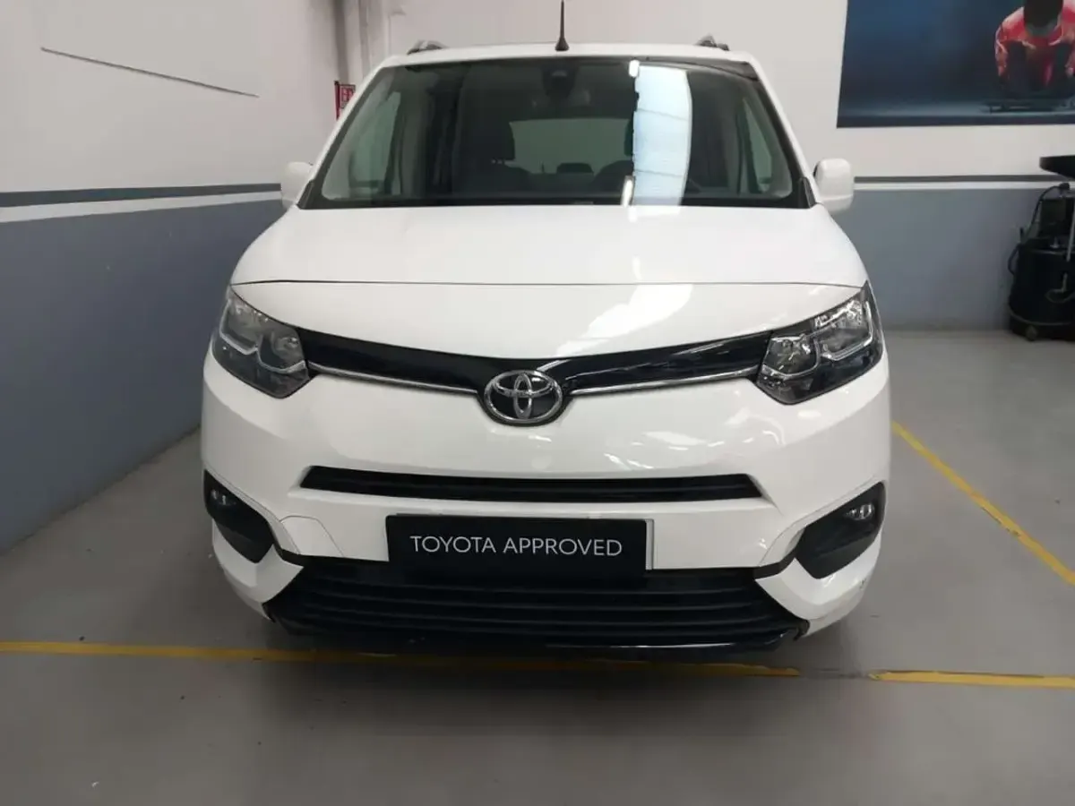 Usata Toyota Proace Verso City 131 CV (96 kW) 2020 Bianco Station wagon