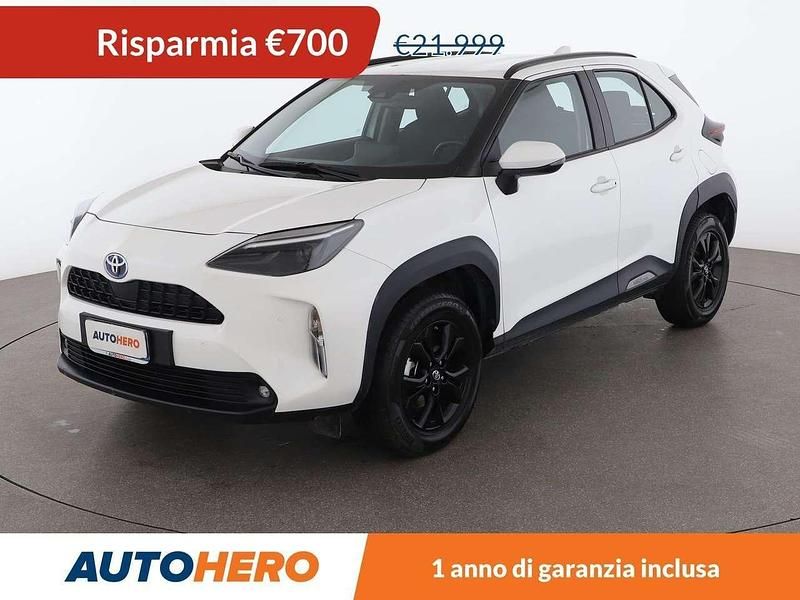 Bianco Usata 2023 Toyota Yaris Cross Active SUV | 21.299 € (Buon prezzo) - Immagine 1/3