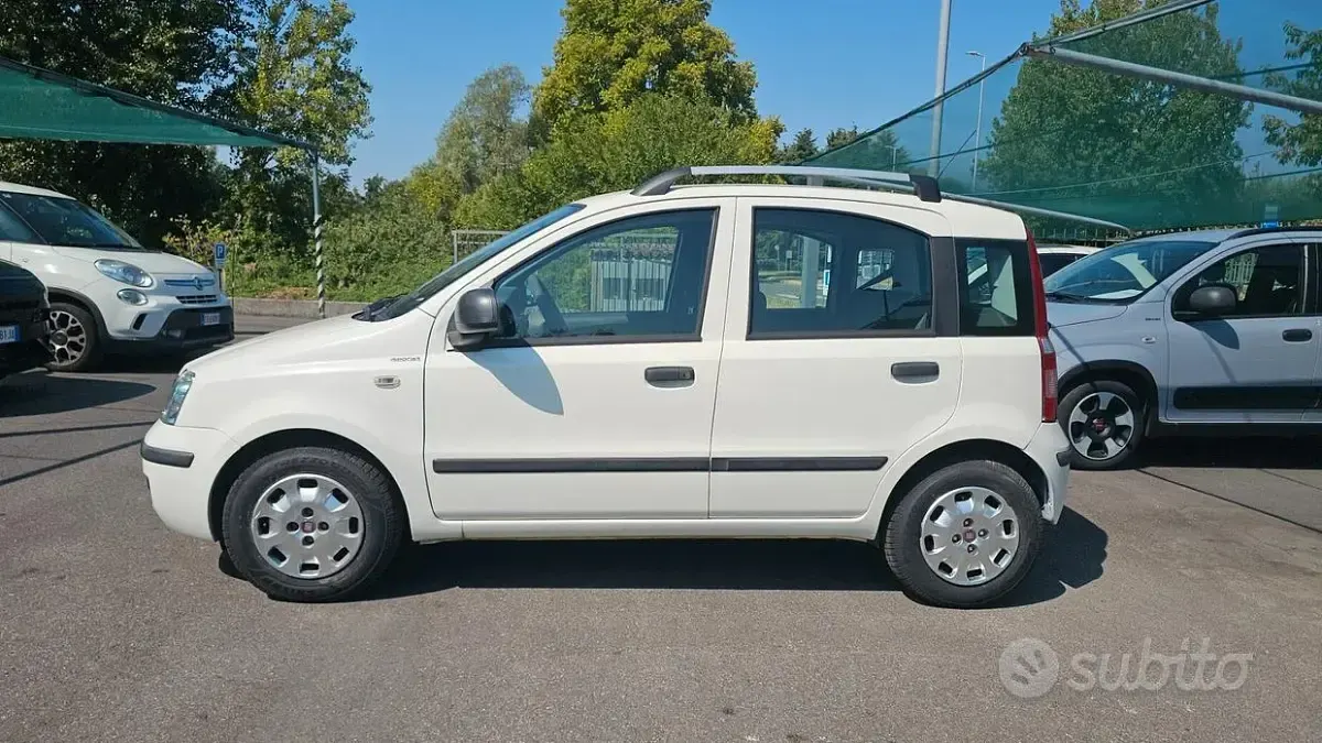 Usata Fiat Panda Classica 69 CV (50 kW) 2012 Bianco Utilitaria