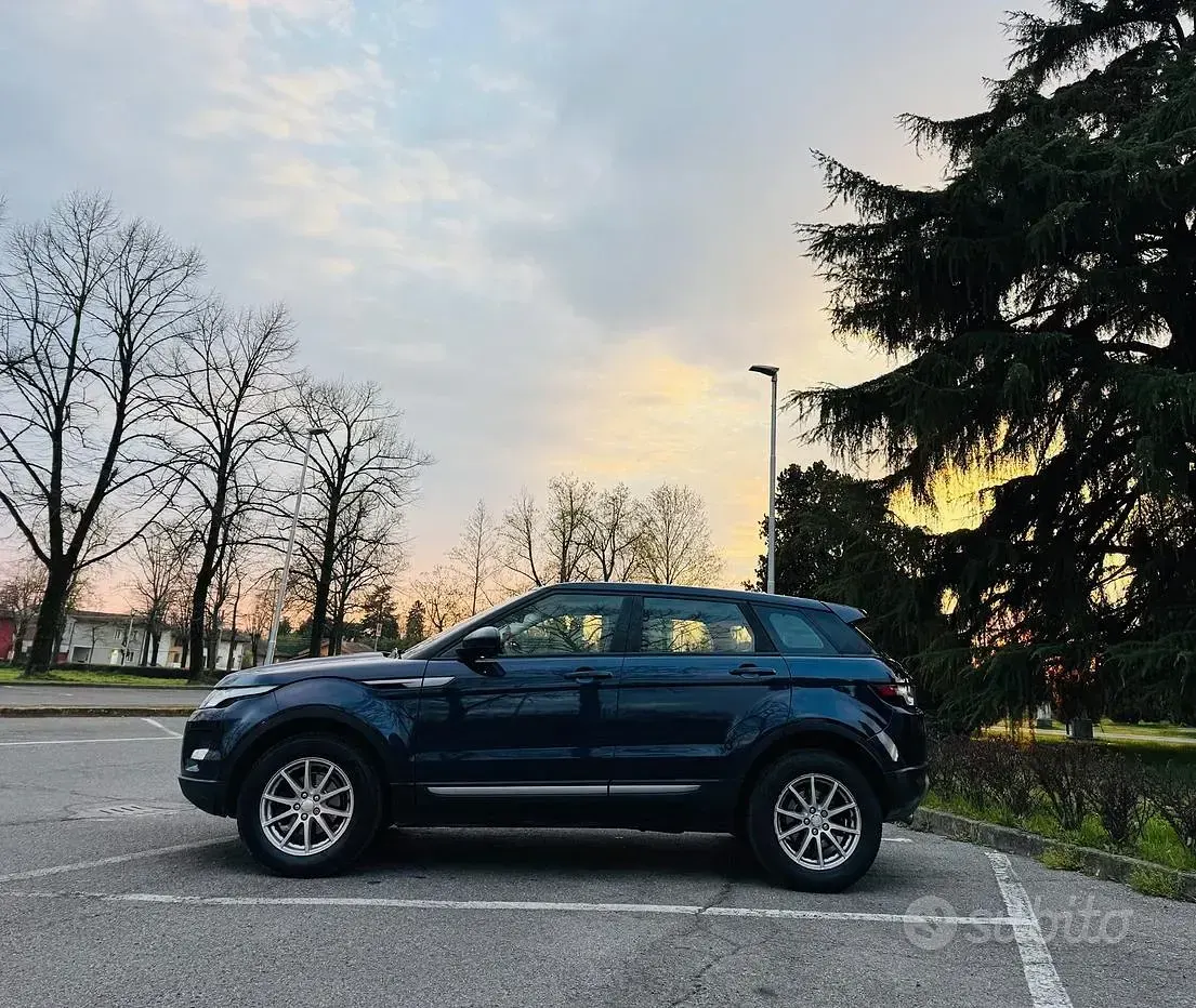 Usata Land Rover Range Rover evoque Prestige 190 CV (139 kW) 2012 Blu SUV