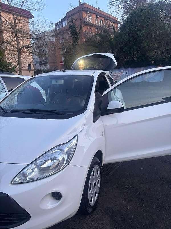 Usata Ford Ka 69 CV (50 kW) 2015 Berlina
