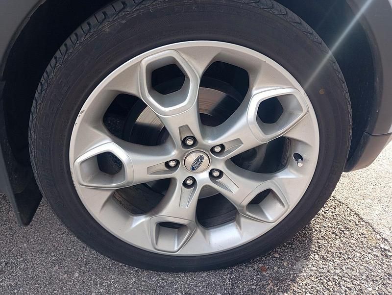 Usata Ford Kuga 163 CV (119 kW) 2010 Bianco SUV