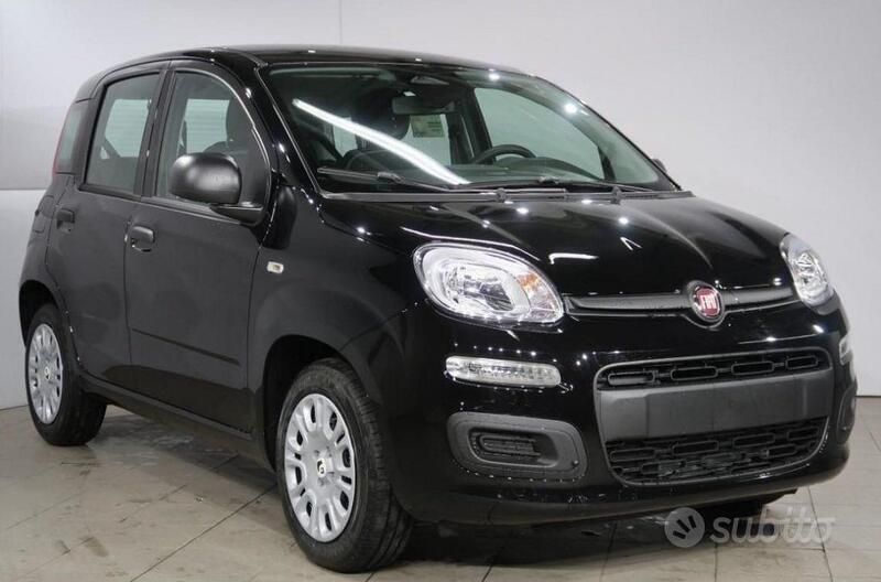 Usata Fiat Panda S 70 CV (51 kW) 2024 Nero Utilitaria