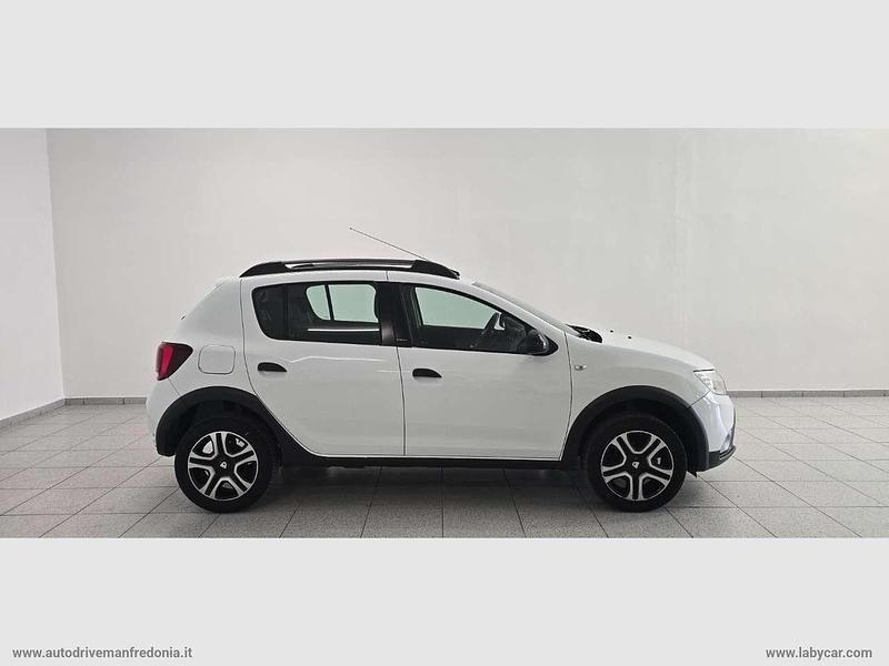 Usata Dacia Sandero Stepway 95 CV (69 kW) 2018 Bianco Utilitaria