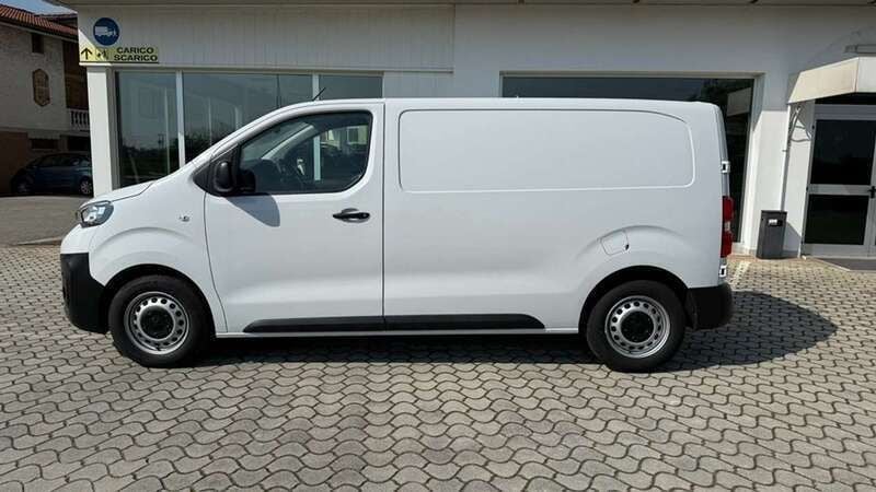 Usata Peugeot Expert Premium 102 CV (75 kW) 2024 Kaolin white Furgone