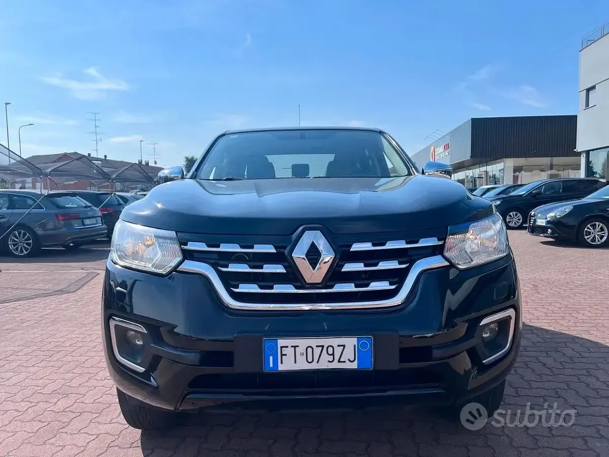 Usata Renault Alaskan Intens 163 CV (119 kW) 2019 Nero Pick-up