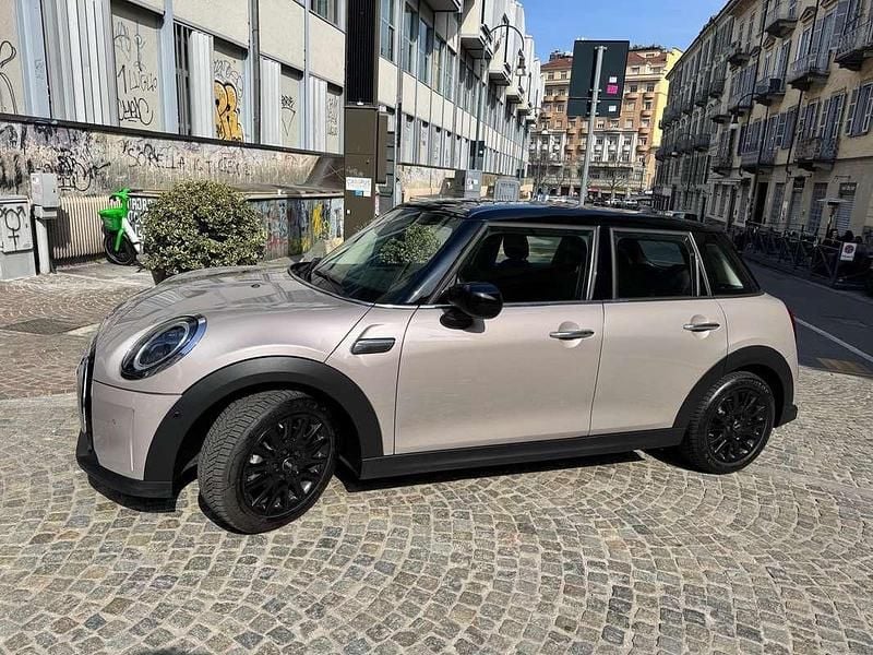Usata Mini Cooper 136 CV (100 kW) 2022 Argento Utilitaria