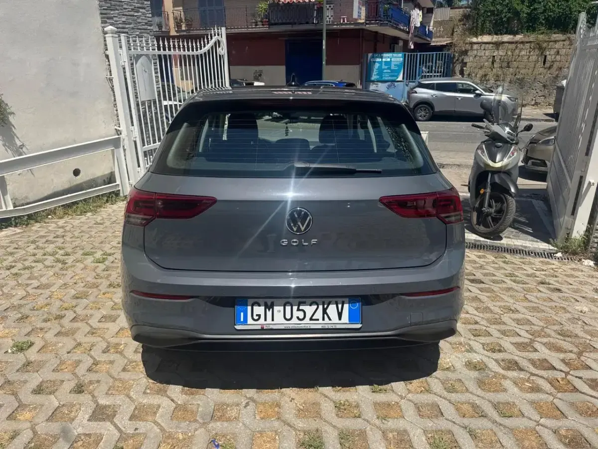 Usata VW Golf VIII Style 116 CV (85 kW) 2022 Grigio Berlina