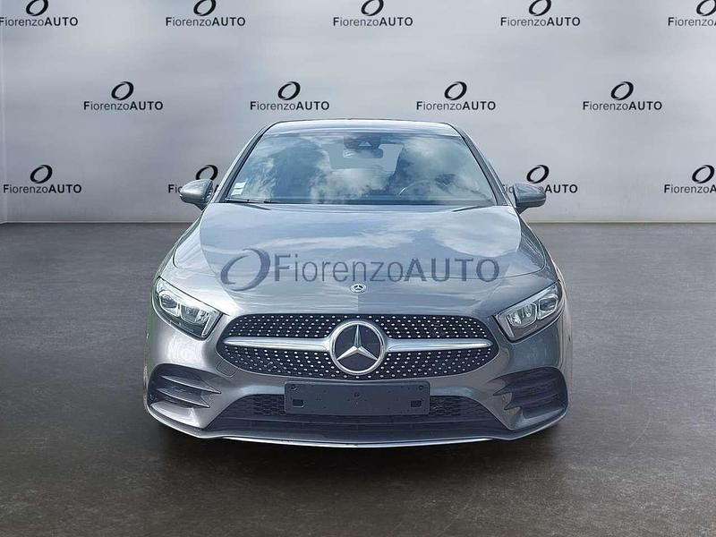 Usata Mercedes A200 AMG line 150 CV (110 kW) 2020 Grigio Utilitaria