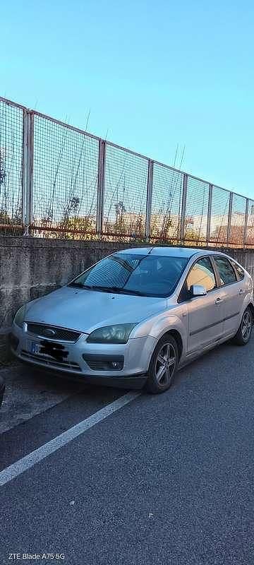 Usata Ford Focus 116 CV (85 kW) 2006 Grigio Berlina
