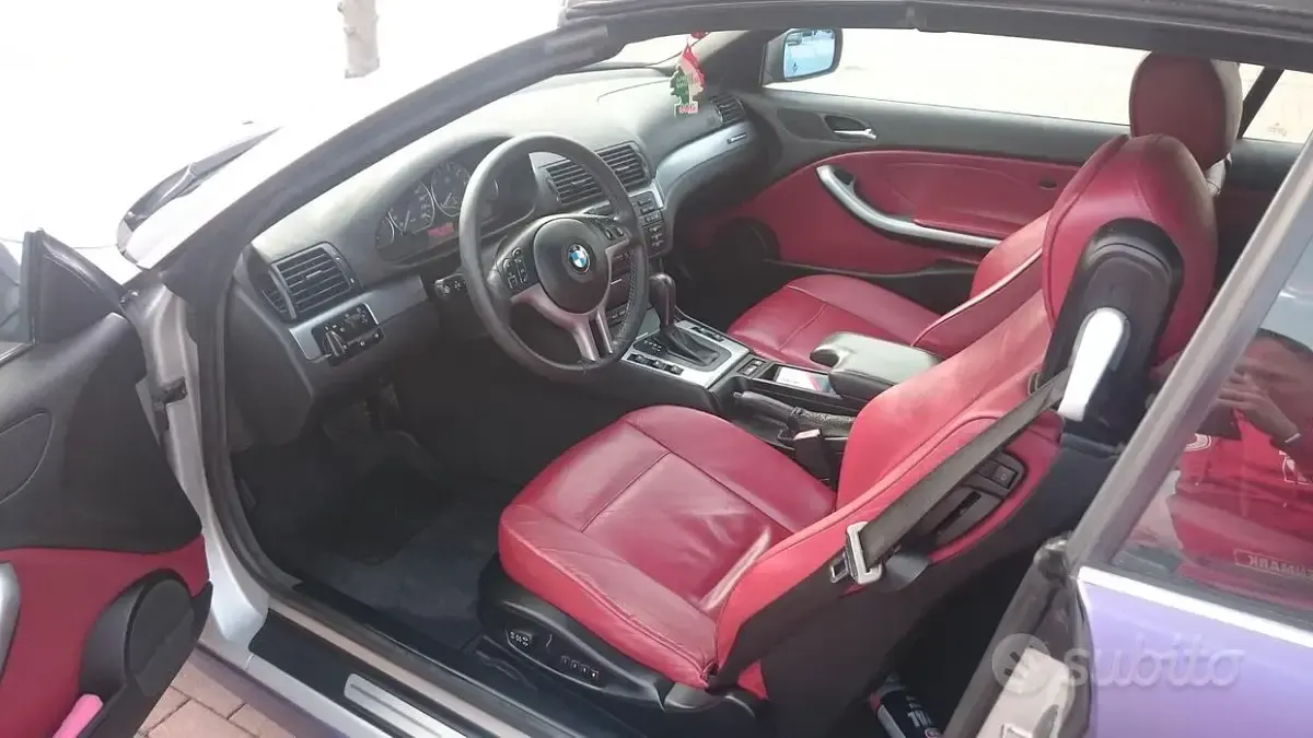 Usata BMW 330 Cabriolet 231 CV (169 kW) 2002 Blu Cabrio