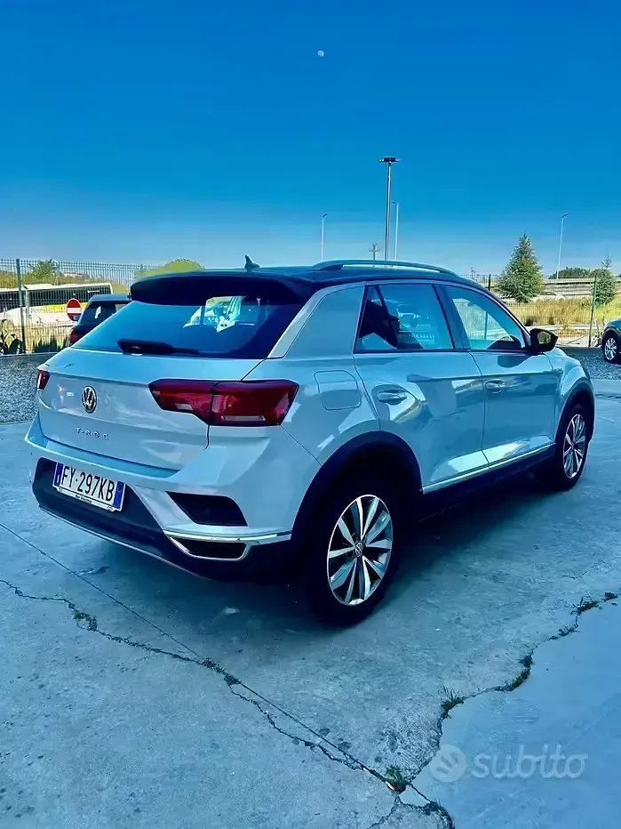 Usata VW T-Roc Style 116 CV (85 kW) 2019 Bianco SUV