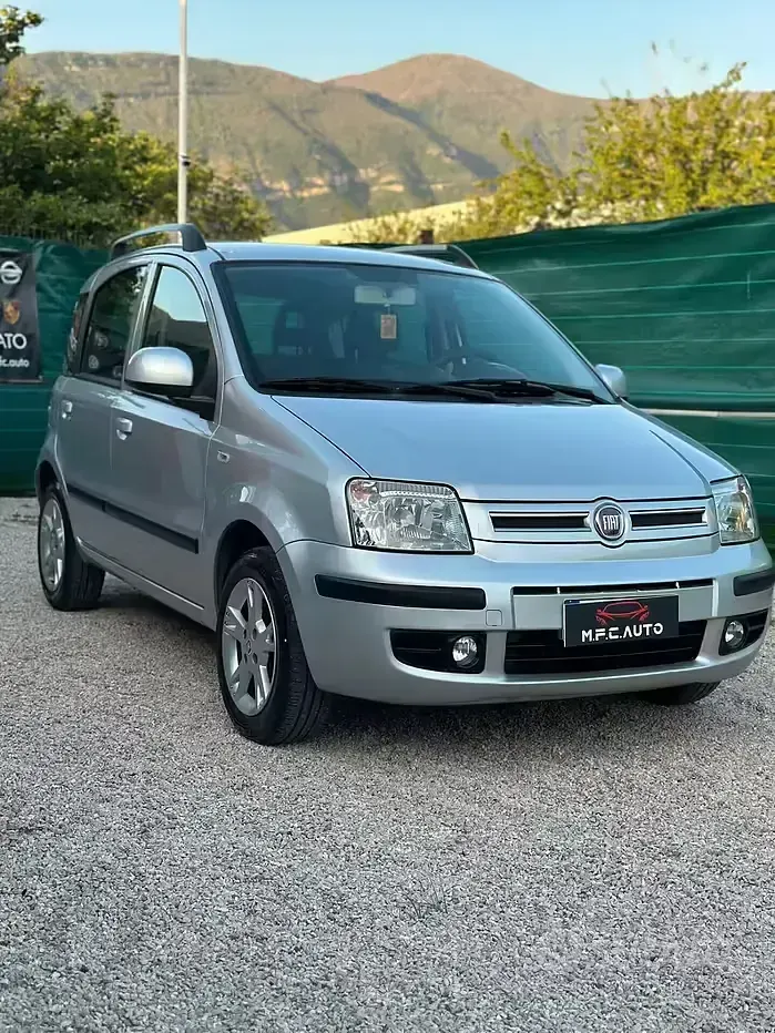 Usata Fiat Panda Dynamic 75 CV (55 kW) 2011 Grigio Utilitaria