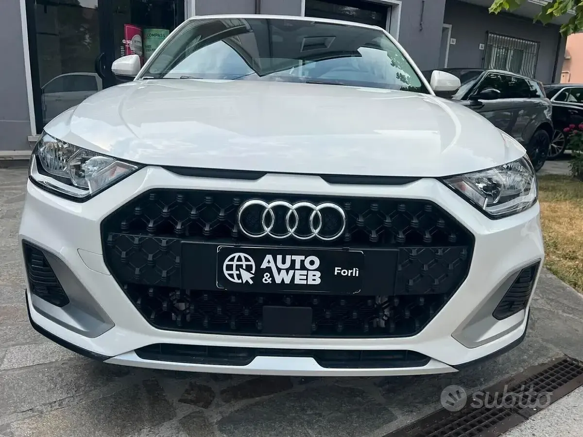 Usata Audi A1 Business 116 CV (85 kW) 2024 Bianco SUV