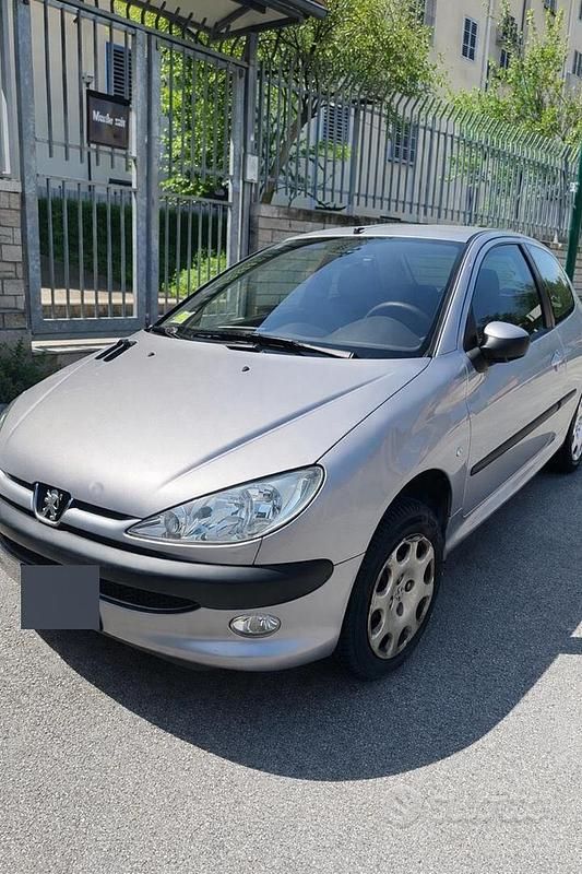Usata Peugeot 206 2004 Grigio Berlina