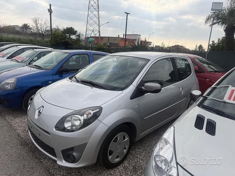 Usata Renault Twingo 75 CV (55 kW) 2011 Grigio Utilitaria