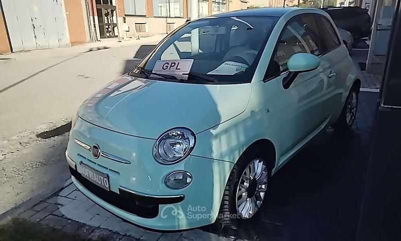 Usata Fiat 500 Lounge 69 CV (50 kW) 2014 Verde Utilitaria