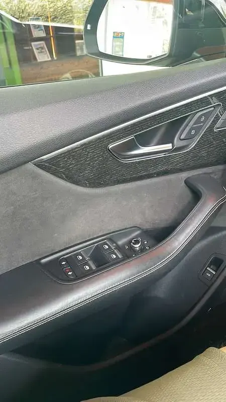 Usata Audi Q7 Ambiente 286 CV (210 kW) 2019 Nero SUV