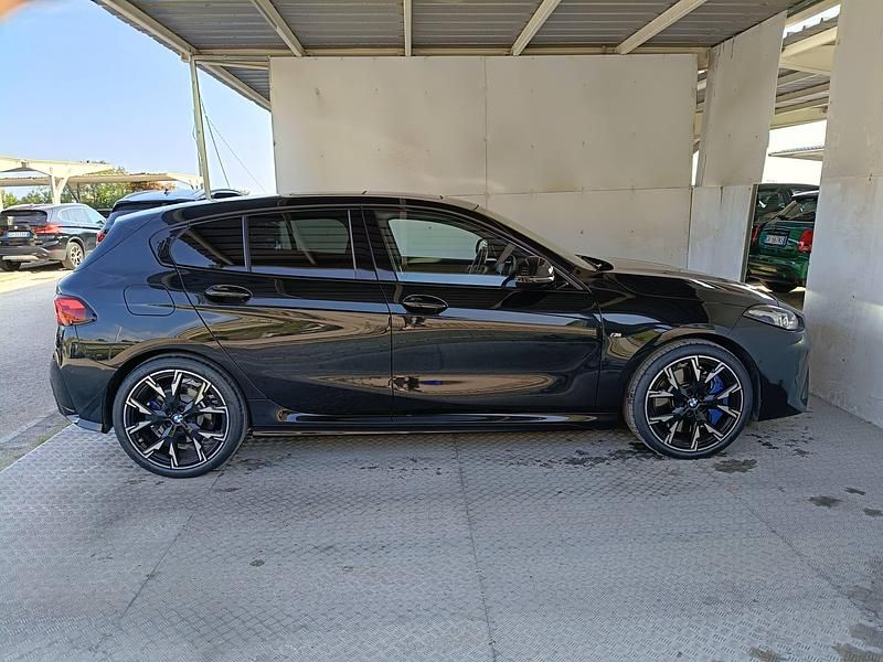 Usata BMW 120 Comfort Edition 156 CV (114 kW) 2024 Utilitaria