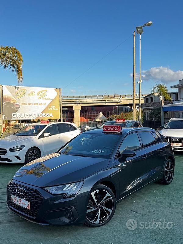 Grigio Usata 2022 Audi A3 Advanced Tre volumi | 22.990 € (Buon prezzo) - Immagine 1/4