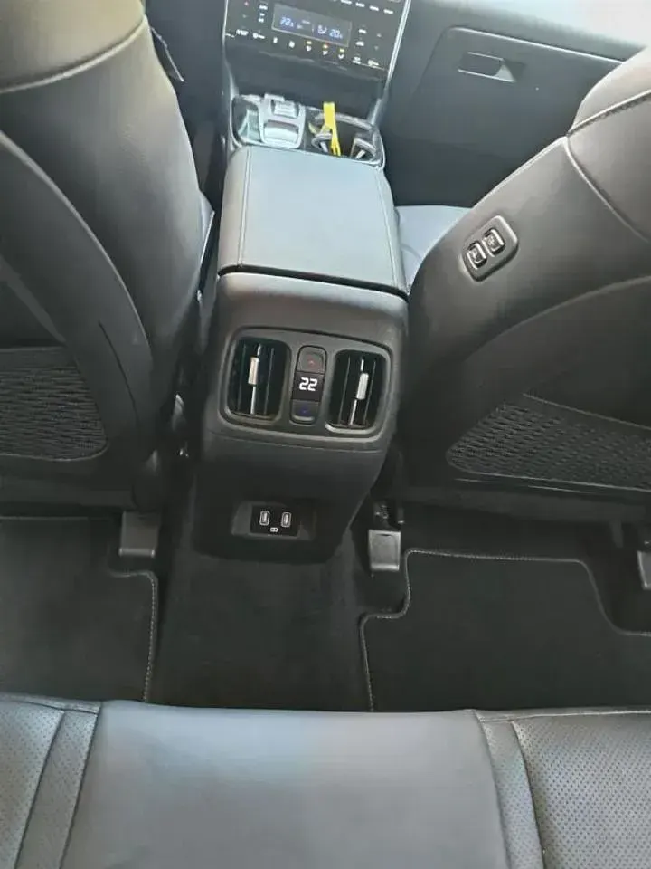 Usata Hyundai Tucson 230 CV (169 kW) 2023 Argento SUV