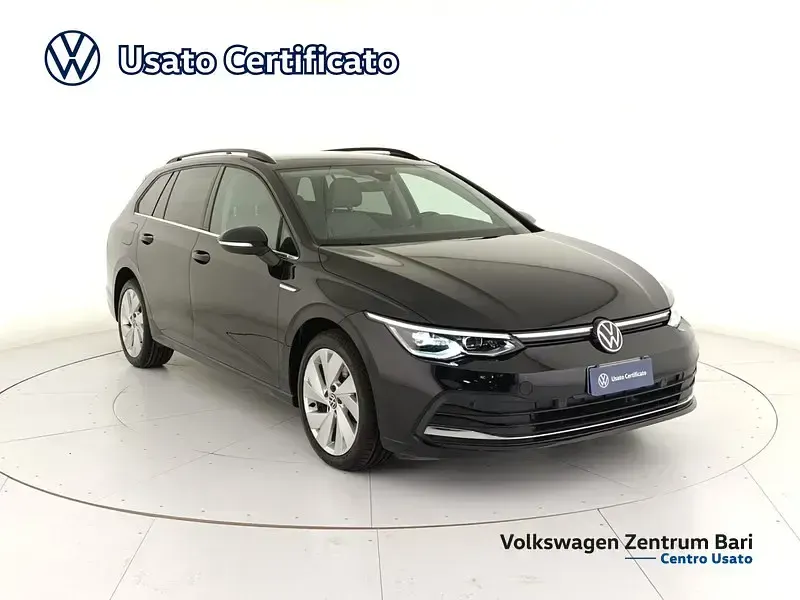 Usata VW Golf VII Style 150 CV (110 kW) 2021 Nero Utilitaria